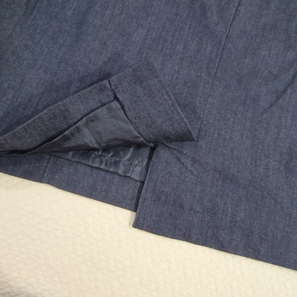 Van Heusen Classic Blue Denim Skirt Size 10 Stretch Straight - Picture 13 of 15